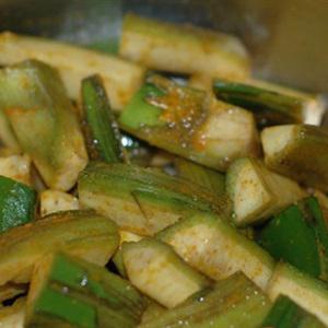 Cách làm sườn heo nấu chuối