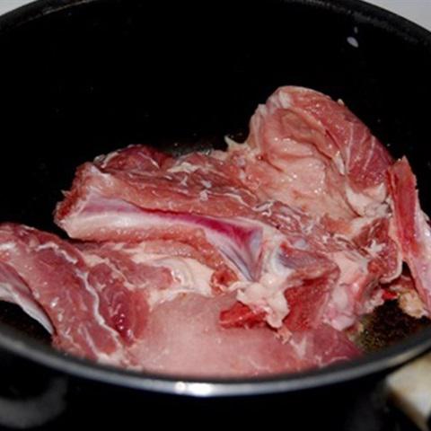 Cách làm Sườn heo nấu nước cốt cam
