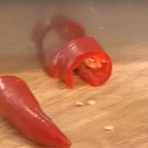 Cách làm sườn heo non chiên sả ớt