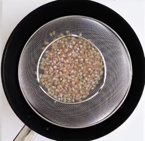 Sườn heo rim khoai môn thơm bùi, đậm đà ngon cơm