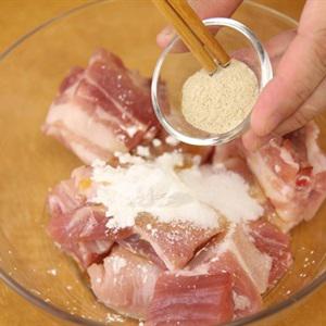 Cách làm sườn kho bí đao