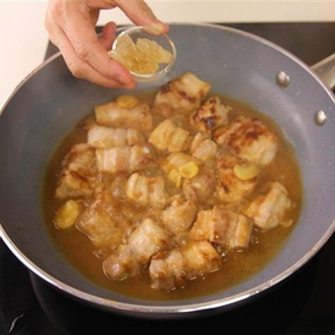 Cách làm sườn kho bí đao