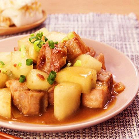 Cách làm sườn kho bí đao