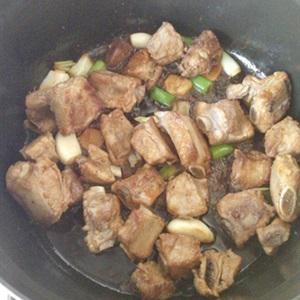 Cách làm sườn kho đường phèn