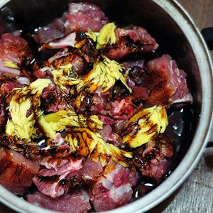 Cách làm sườn kho nước dừa