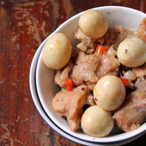 Cách làm sườn kho trứng cút