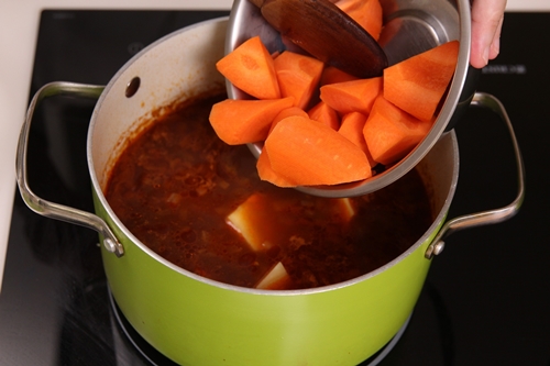 Sườn lợn chiên bơ tỏi cực dễ cực ngon