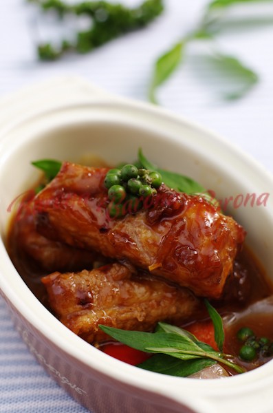 Sườn niêu đất