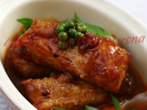 Sườn niêu đất