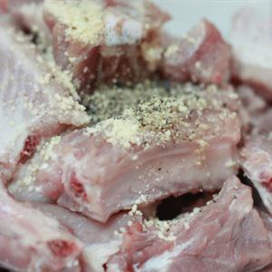 Cách làm sườn non chiên sả ớt