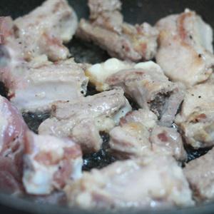 Cách làm sườn non chiên sả ớt