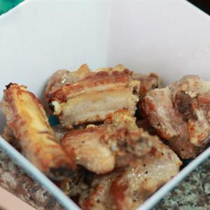 Cách làm sườn non chiên sả ớt