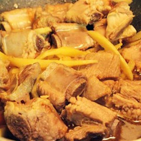 Cách làm sườn non kho gừng