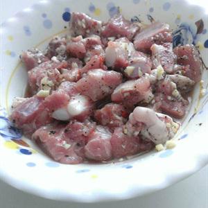 Cách làm sườn non kho tiêu