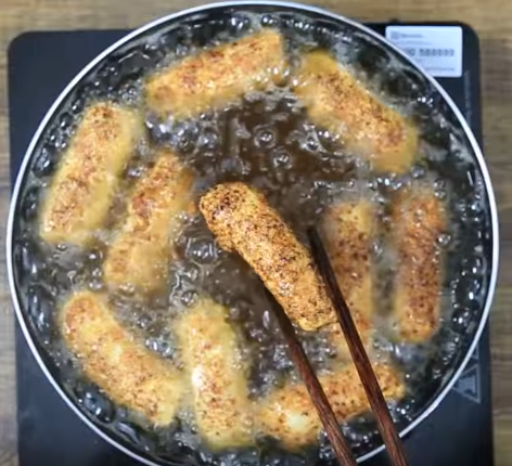 Sườn non rang thính lạ miệng, đậm đà đưa cơm