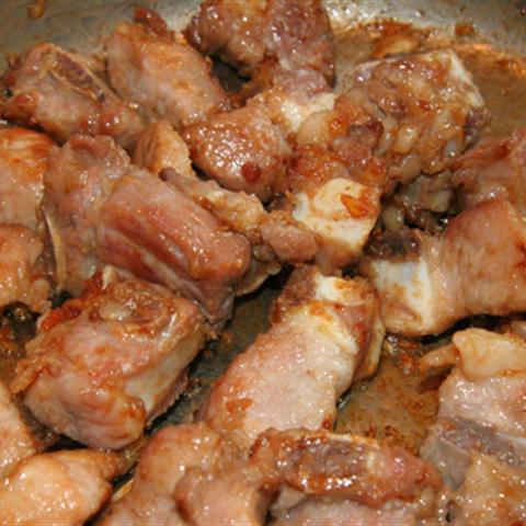 Cách làm sườn non rim mặn