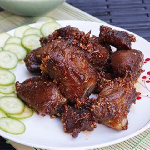 Cách làm sườn non rim xóc tỏi