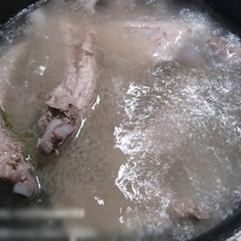 Cách làm sườn non sốt thơm