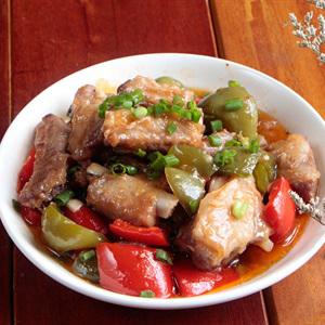 Cách làm sườn non xào chua ngọt đậm đà