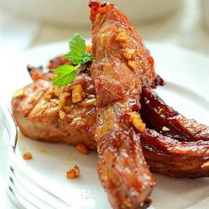 Cách làm sườn nướng tỏi