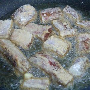 Cách làm sườn rang muối