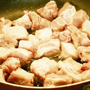 Cách làm sườn rim chanh dây