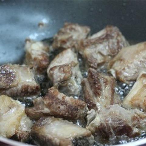 Cách làm sườn sốt cà chua