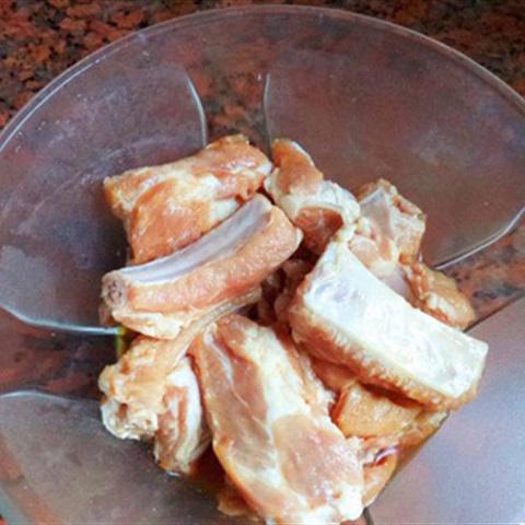 Cách làm sườn sốt tỏi