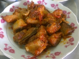 Sườn xào chua ngọt ăn hoài không ngán