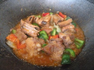 Sườn xào chua ngọt