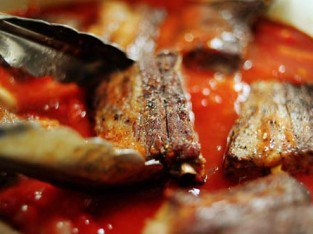 Sườn xốt cà chua