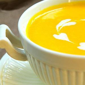 Cách làm súp bí đỏ kem tươi sữa đặc