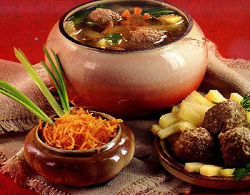 Súp bò viên khoai tây