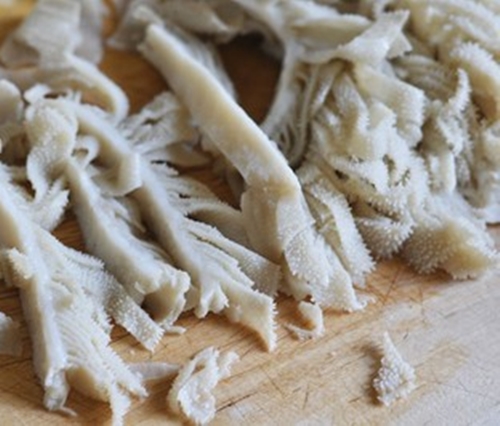 Súp cay thịt bò và rau củ kiểu Hàn ngon miệng, dễ làm cho ngày đông ấm áp