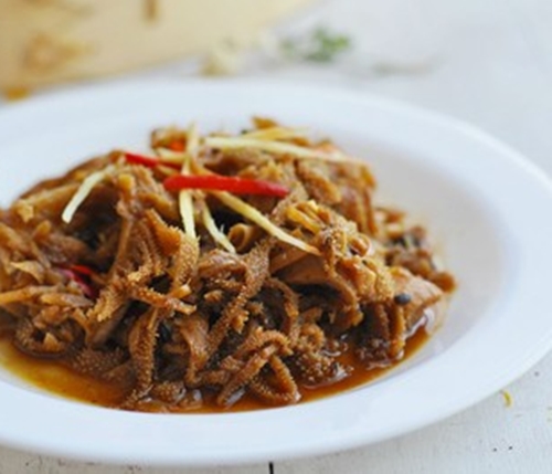 Súp cay thịt bò và rau củ kiểu Hàn ngon miệng, dễ làm cho ngày đông ấm áp