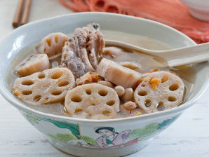 Súp củ sen đậu phộng