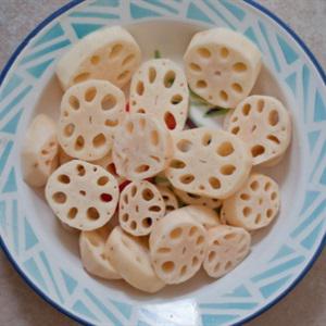 Cách làm súp củ sen đậu phộng