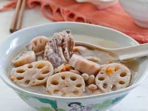 Súp củ sen đậu phộng