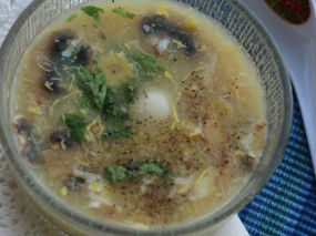 Súp cua bắp và nấm