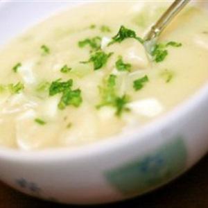 Cách nấu súp gà cần tây