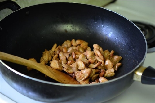 Súp gà khoai tây ngọt thanh, mềm mịn cho bữa tối mùa đông ấm lòng