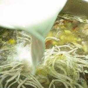 Cách nấu súp gà nấu bắp non