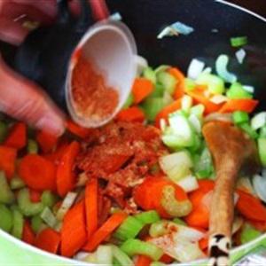 Cách nấu súp gà rau củ