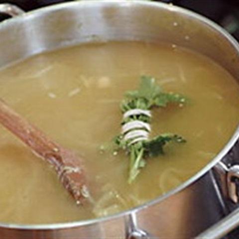 Cách làm súp hành tây kiểu Pháp