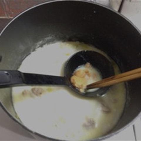 Cách nấu súp kem sữa với bắp cải thịt xông khói