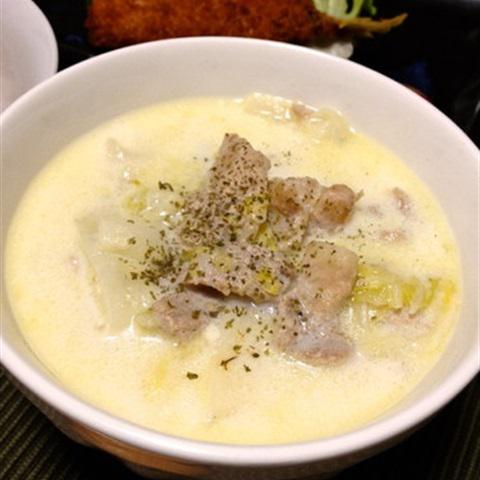 Cách nấu súp kem sữa với bắp cải thịt xông khói