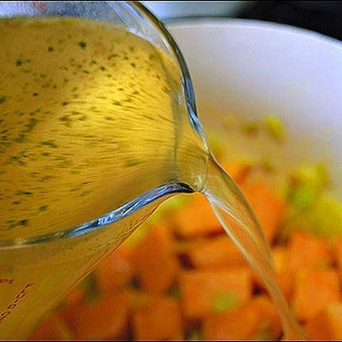 Cách làm súp khoai lang bắp mỹ