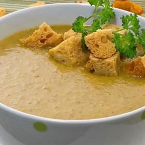 Cách làm súp khoai tây bánh mì