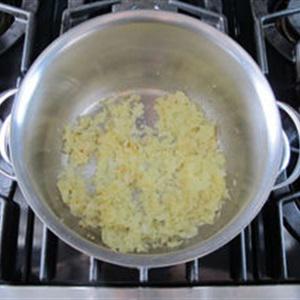 Cách làm súp khoai tây bông cải