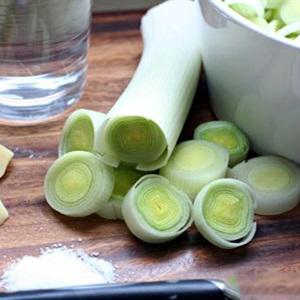 Cách làm súp khoai tây đơn giản